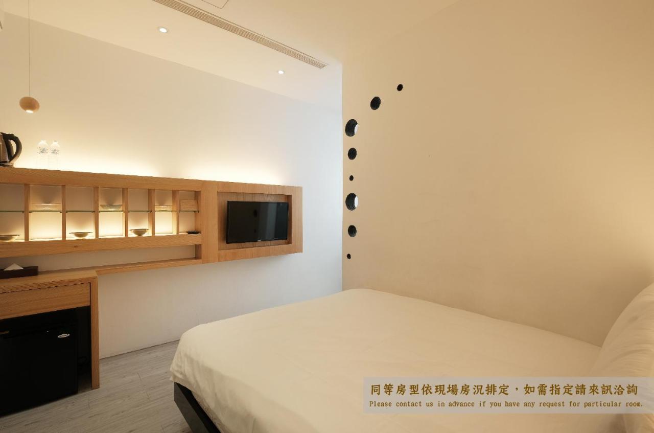 Journey Hostel Tainan Buitenkant foto