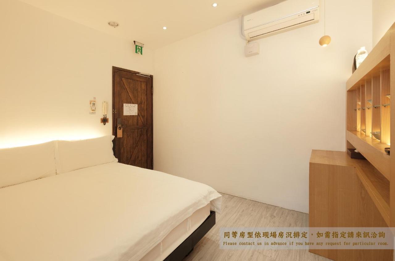 Journey Hostel Tainan Buitenkant foto